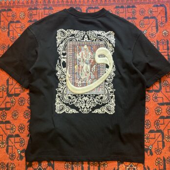 Siyah Vav Nakışlı Patçh T-shirt