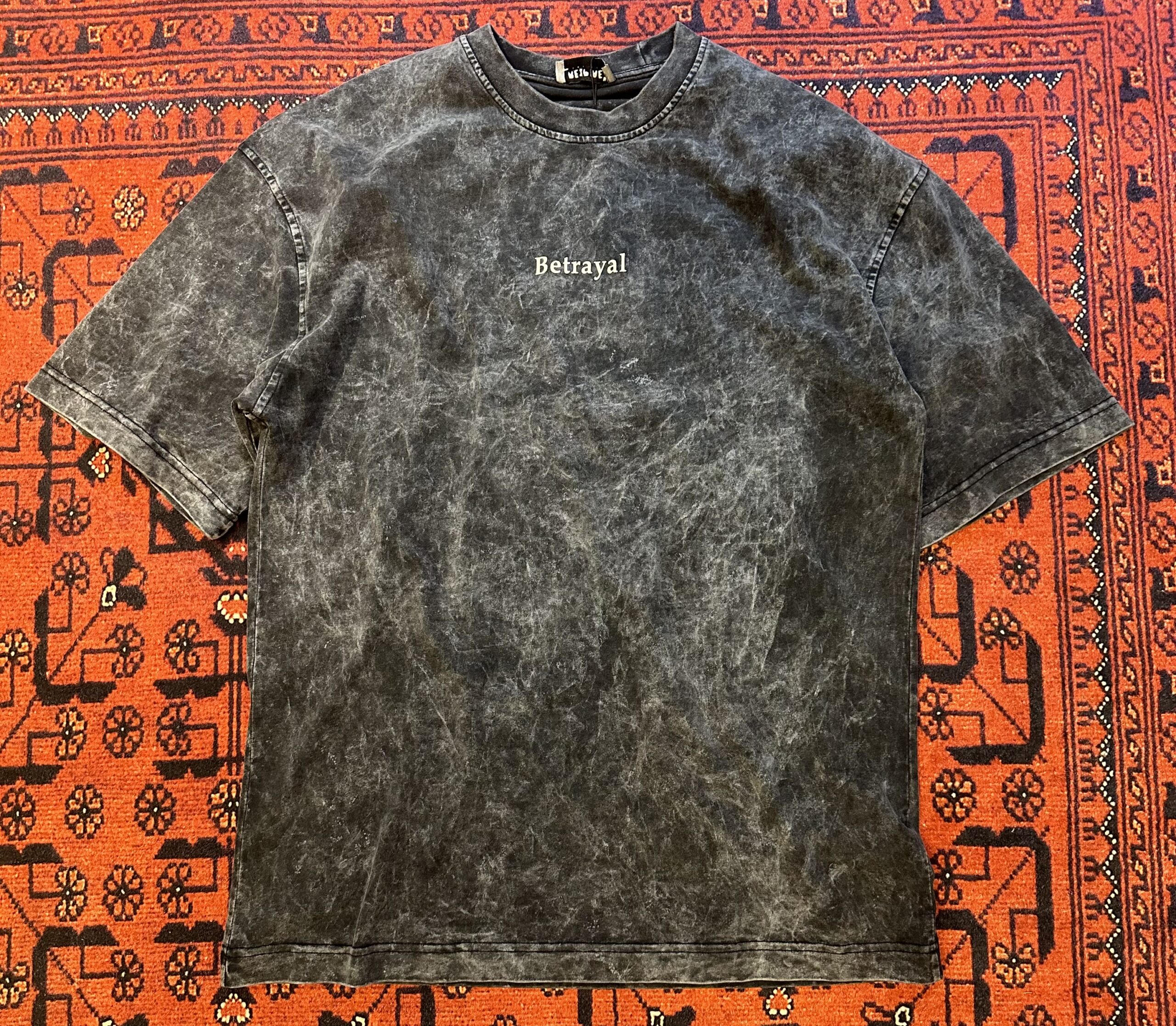 Premium Eskitme Betrayal T-shirt - Görsel 2