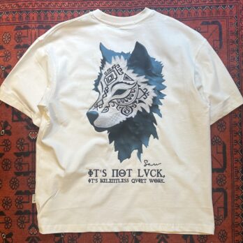 Ekru Kurt Patçh T-shirt