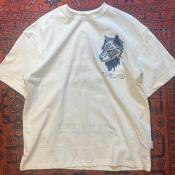 Ekru Kurt Patçh T-shirt