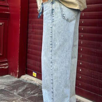 Buz Mavi Yıkamalı Baggy Jean Aksesuar Detaylı